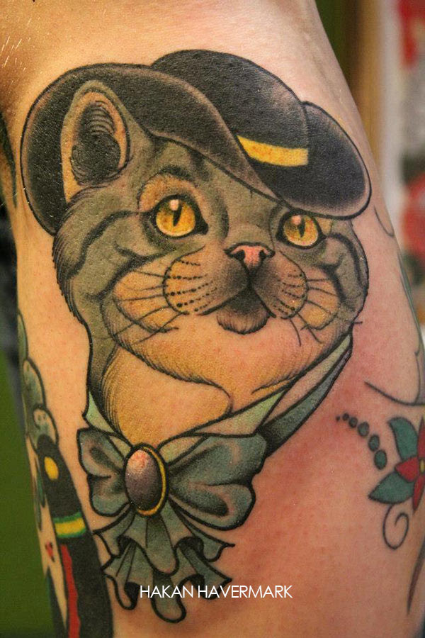 Tatouage Tete De Chat Avec Un Chapeau Inkage