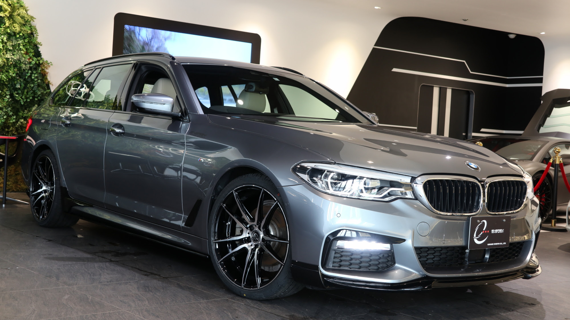 Garage Eve Ryn Bmw専門店