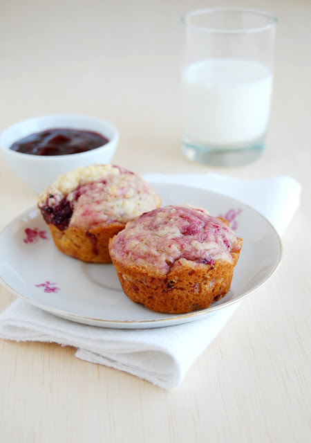Jam swirled muffins / Muffins mesclados com geléia