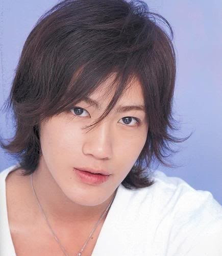 驚くばかり外 ハネ 赤西 仁 髪型 最も人気のある髪型