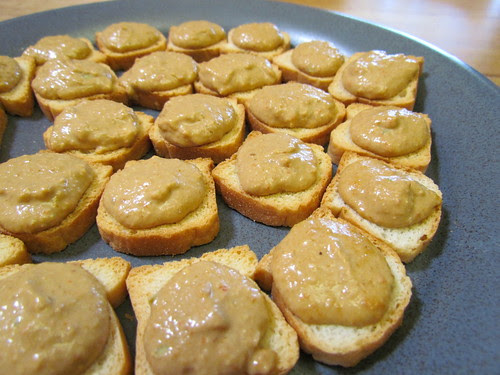 Cheezy Cashew-Roasted Red Pepper Toasts