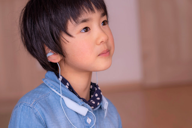 まわりの音がまるまる聞こえつつ音楽を楽しめる配線もフリーな Ambie Wireless Earcuffs アンビー ワイヤレスイヤカフ ソニーが基本的に好き スマホタブレットからカメラまで情報満載