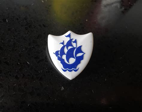 A blue peter badge enables the wearer to get free entry to various attractions in the uk. How To Get A Blue Peter Badge And Free Entry Into