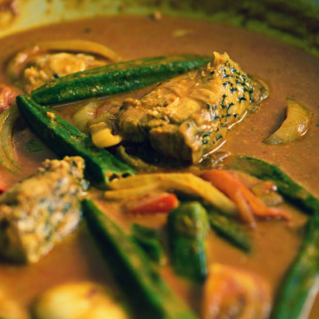 Pes Kari Ikan Mamak Tumisan Bonda . Pes Kari No 1