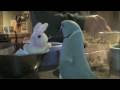  A Talking Parrot Met A Stuffed Rabbit – You’ll Never Believe What The Parrot Did Next!