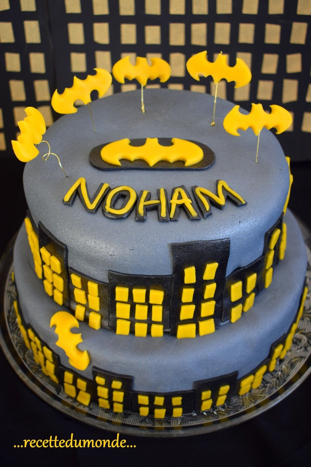 Gateau Anniversaire Batman Super Heros Recette Du Monde