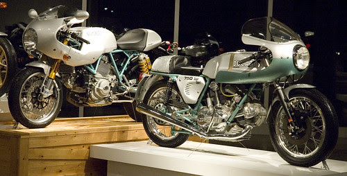 apple replica,motorcycle, sport motorcycle, classic motorcycle, motorcycle accesorys 