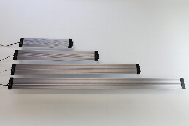 新製品 フラットledのhlシリーズにコンパクトサイズが追加 Kotobukiの Hl3042今秋新発売 キワメテ 水族館