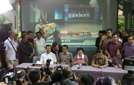 http://images.detik.com/content/2014/07/09/1562/megawatikonpers.jpg