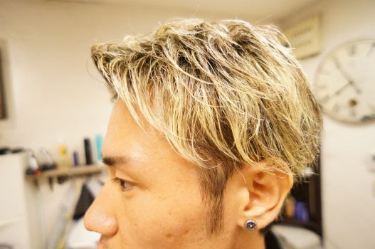 ホワイトブリーチ メンズホワイトメッシュのご紹介 三鷹 徒歩7分 美容室 Voicehair ボイスヘア 代表 Matsuのblog
