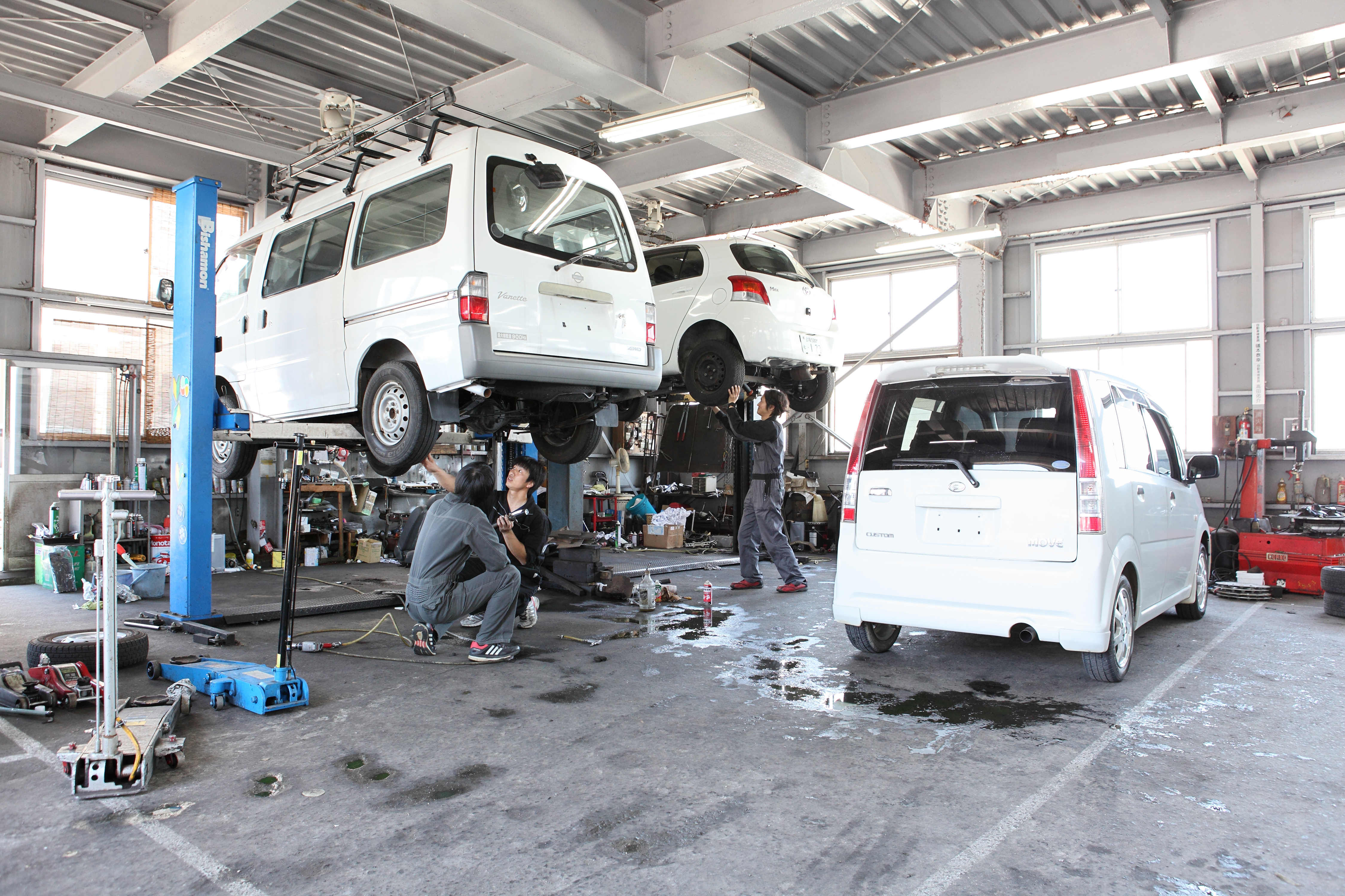 中古車の東亜自動車 倉吉 鳥取 の中古車 車買取 車検 修理店