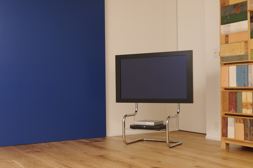 Fsm シンプルデザインのテレビスタンド Zeitgeist