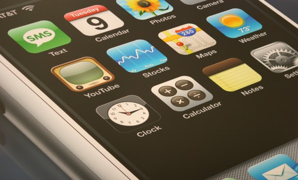 iPhone Marketing Banner 2007