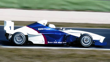 Bmw F1ワークスチーム カラーリングは白 青 赤 Bmwおたっきーず Blog Bmw総合情報ブログ