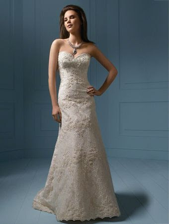 Style 801 | Alfred Angelo Sapphire | Alfred Angelo