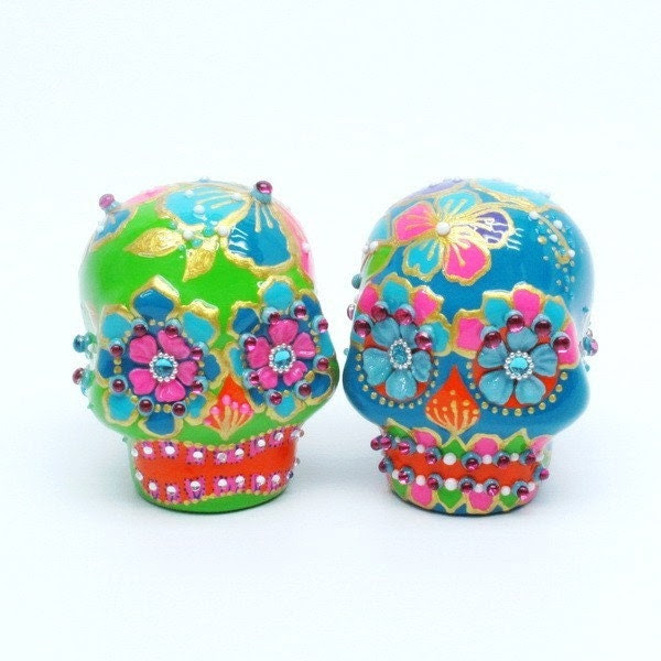 Tropical SKULL HAND PAINT CAKE TOPPER CERAMIC SALT PEPPER SHAKER DECORATION