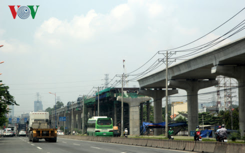  Tuyến Metro số 1 (ảnh chụp sáng 26/4) 