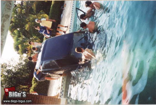 Pool Parties Don’t Always Finish Well (8 pics)