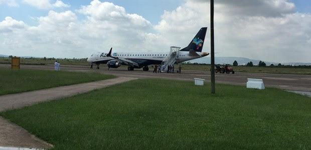 Deputado federal Beto Albuquerque registrou avião que levava Júlio Delgado (Foto: Reprodução/Twitter/Beto Albuquerque)