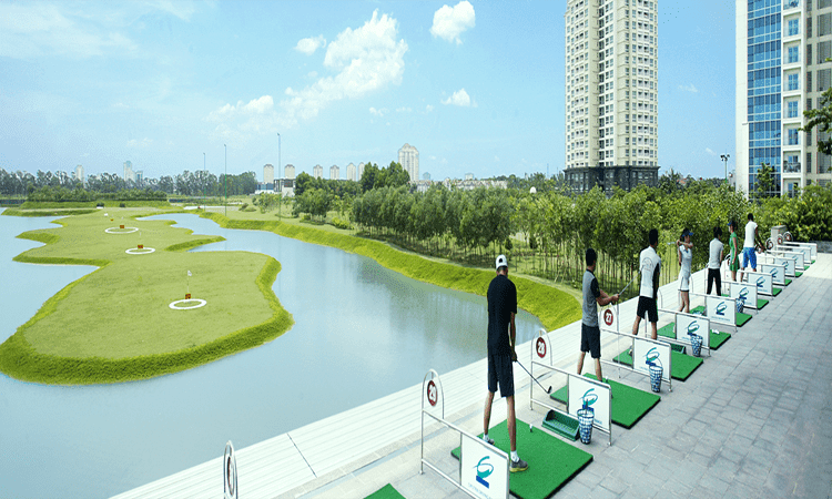 Sân tập golf Ciputra cao cấp