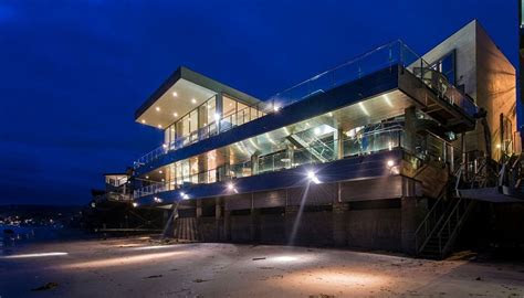 And why i'm ready to try again. Living a Dream Next to the Ocean: Sensational Malibu Beach