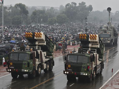 Hệ thống tên lửa Pinaka.