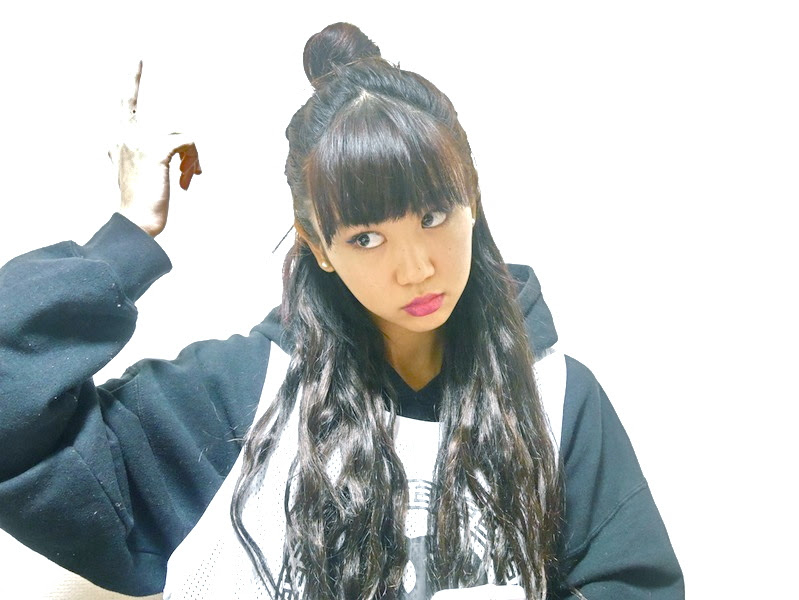 Hair 前髪があっても出来るストリートファッションに合うヘアアレンジ Nylonブログ ファッション ビューティ カルチャー情報