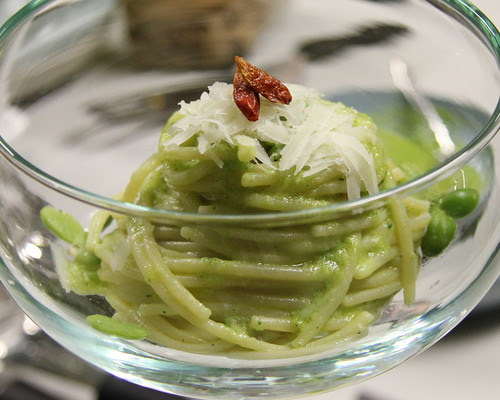 spaghetti al pesto di fave