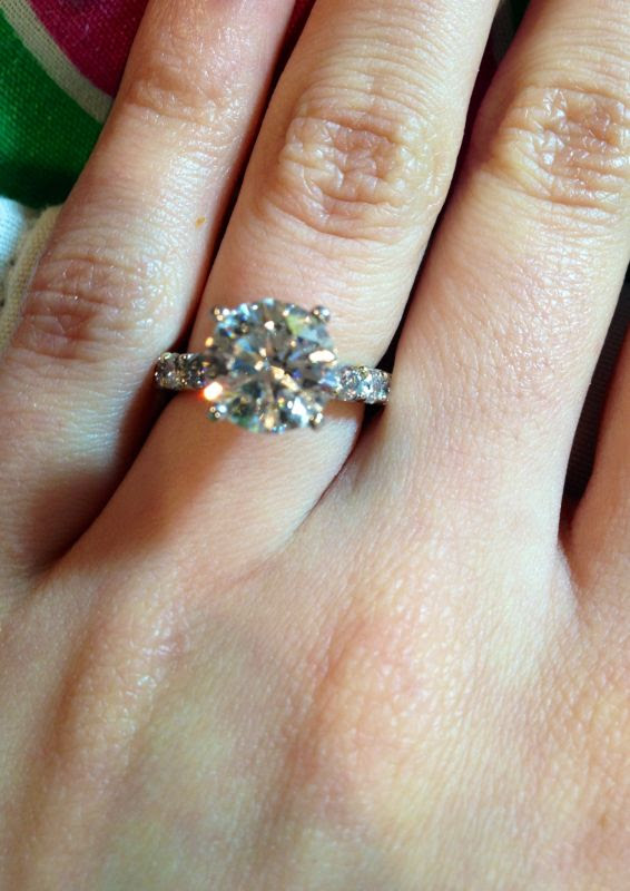 2 carat solitaire diamond ring