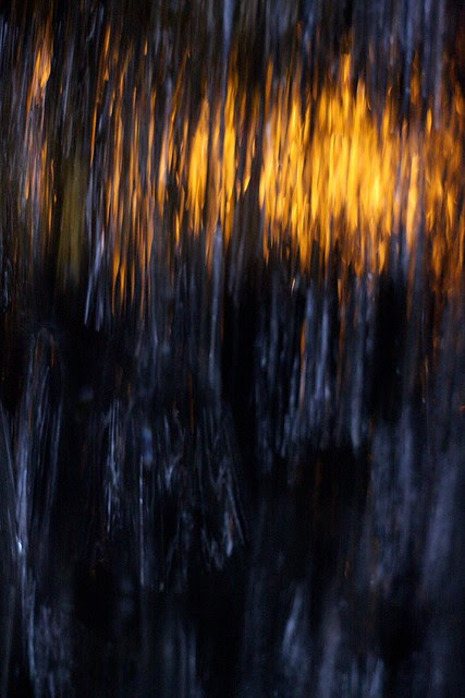 night, keller fountain