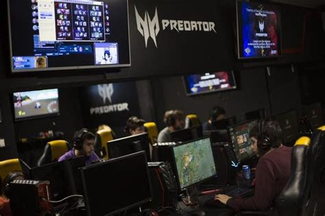 pixel bar el templo de los adictos  los videojuegos en