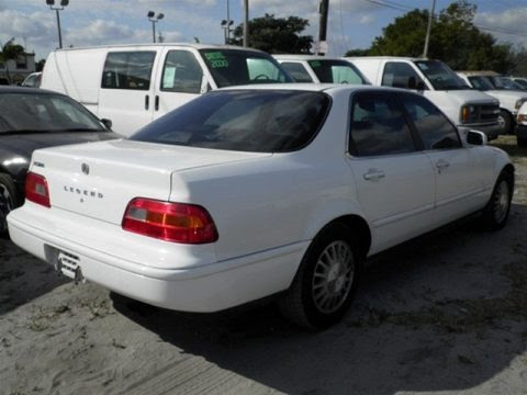Acura on 1995 Acura Legend L Sedan Data  Info And Specs   Gtcarlot Com