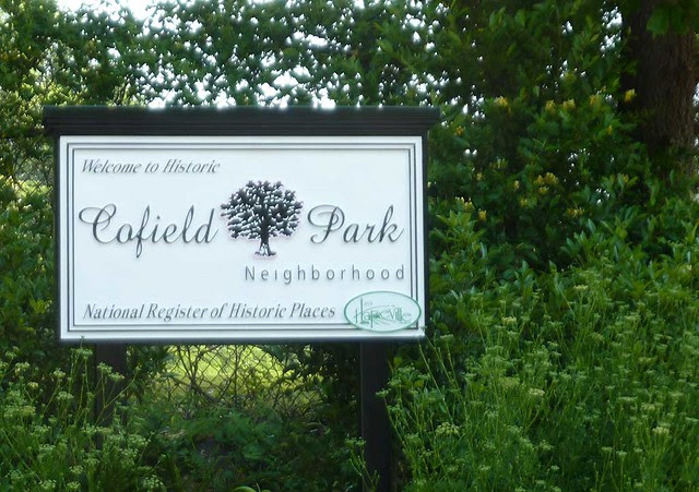 P1110034-2011-05-20-Cofield-Park-Hapeville-Georgia