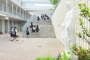 女子校の私立中学校 偏差値ランキング 21年度 186校