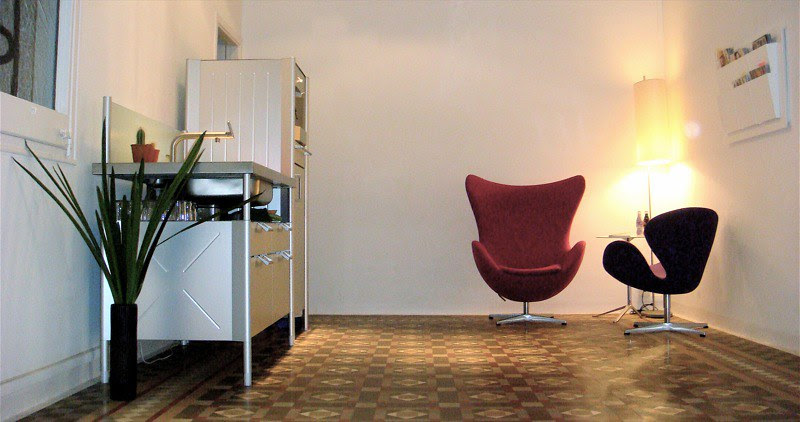 Silla egg chair