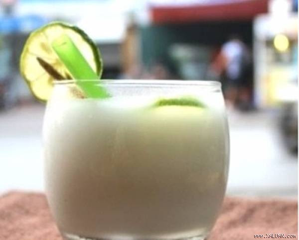 Sữa bột sắn dây là thức uống bổ dưỡng, giúp bạn giữ gìn vóc dáng và làn da khỏe đẹp