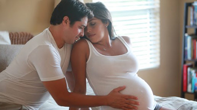 Here's What Happens Inside a Pregnant Woman When She Makes Love With a Man. The Results Are Not What You Expect!