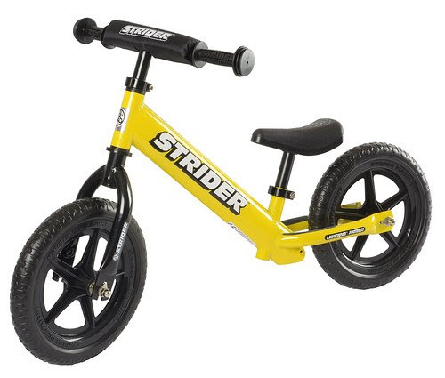 Best Kids Balance Bike for Sale - Yellow STRIDER ST-4 Bike, No-Pedal Boys and Girls Balance Bike, Not a Tricycle, Not Training Wheels