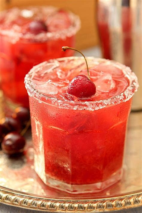 cherry  fashioned smash cocktail recipe bourbon