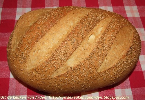 Wit brood met mais- en semolinameel
