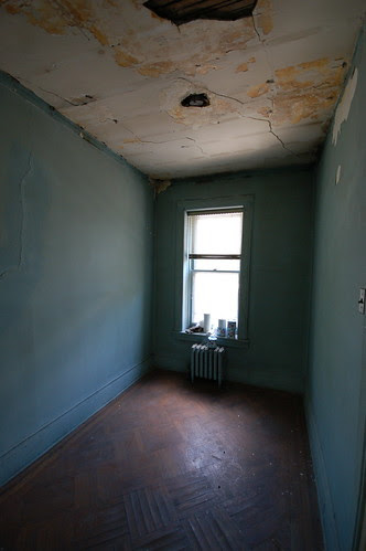 Little Bedroom Before