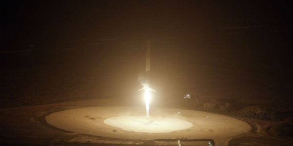 بالفيديو: الشركة الشهيرة SpaceX تحقق إنجازا غير مسبوق في عالم التكنولوجيا ! 