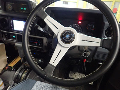 ステアリングセンター調整 4wd 四駆カスタム シューエイの毎日