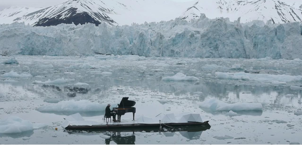 Einaudi performs on iceberg in Arctic
