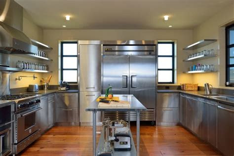 There's no more waiting around to bring water and other . 18 Beautiful Stainless Steel Kitchen Design Ideas