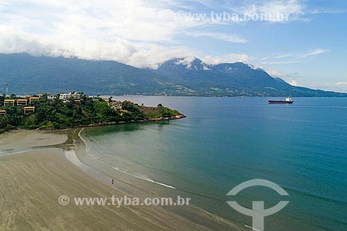 Tyba Online Assunto Foto Feita Com Drone Da Praia Do Cabelo Grande Local Barequecaba Sao Sebastiao Sao Paulo Sp Brasil Data 03 2018