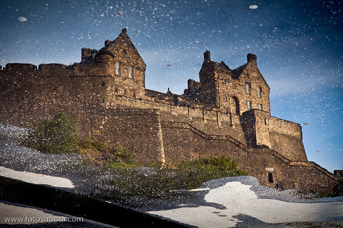 2350 - Edinburgh Castle by fotoshoota.com