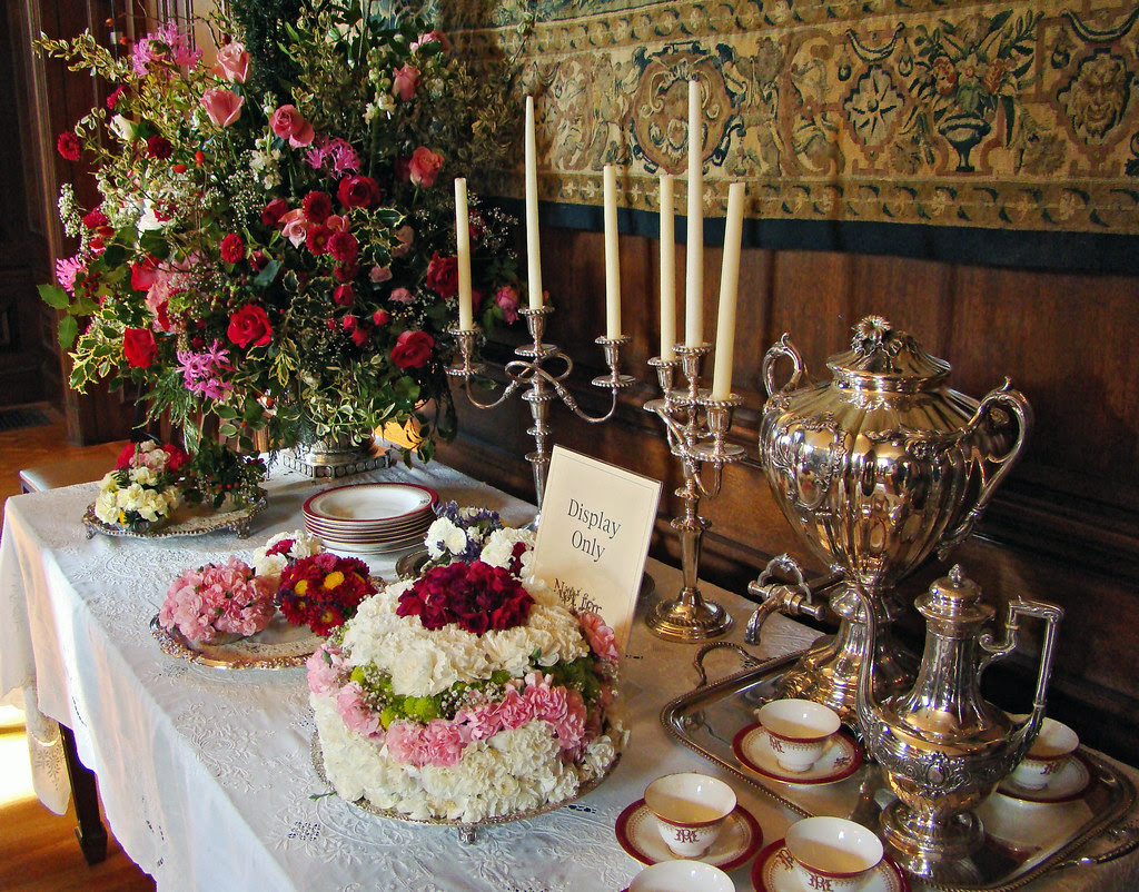 DSC03324 Filoli Holiday Tea Table