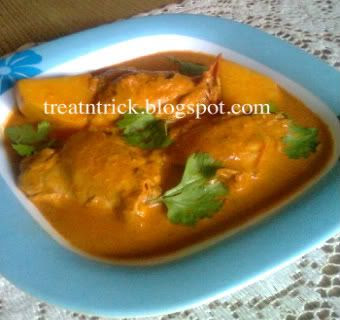 Photobucket Chicken Curry Recipe @ treatntrick.blogspot.com