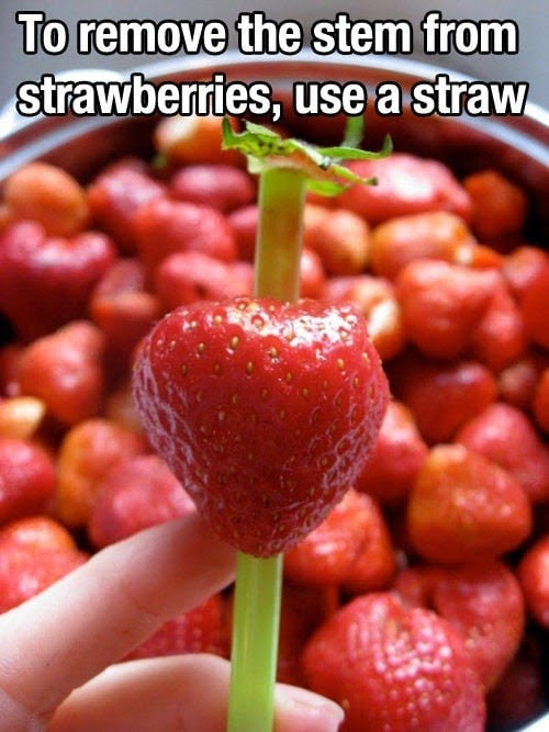 remove the stem from strawberries